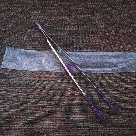 New! Reptile Insect 8" Feeding Tongs. - Picture 2 of 4